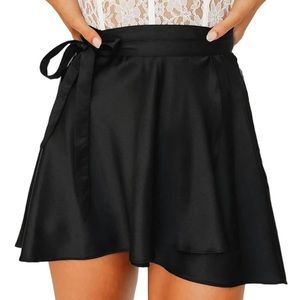 Women’s adjustable wrap tie skirt